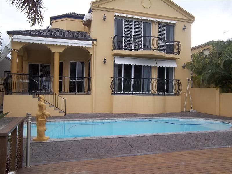 50 Concord Circuit, Robina QLD 4226