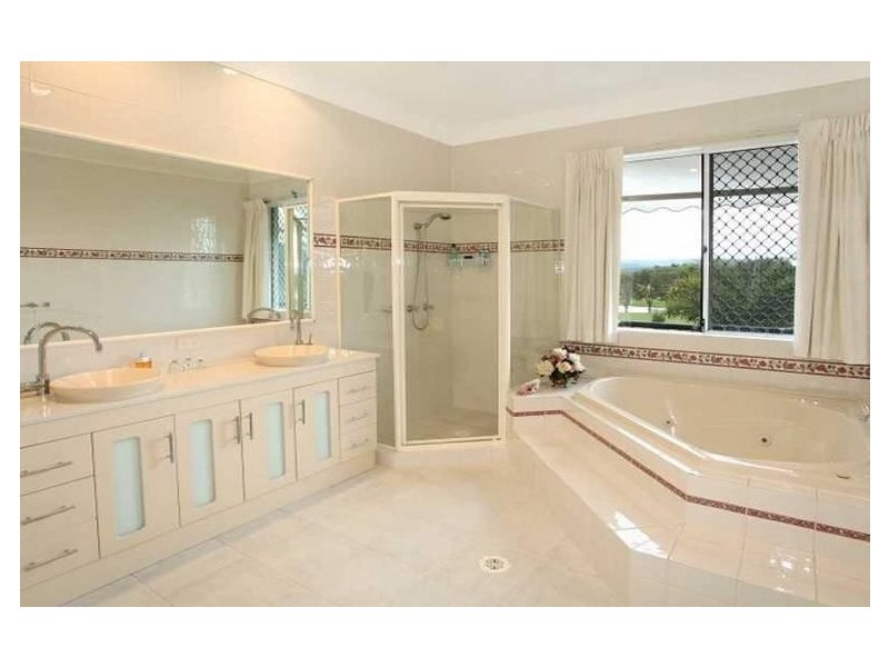 50 Concord Circuit, Robina QLD 4226