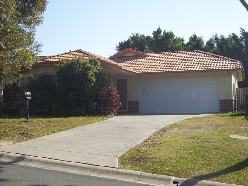 4 Queen Charlotte Court, Mudgeeraba QLD 4213