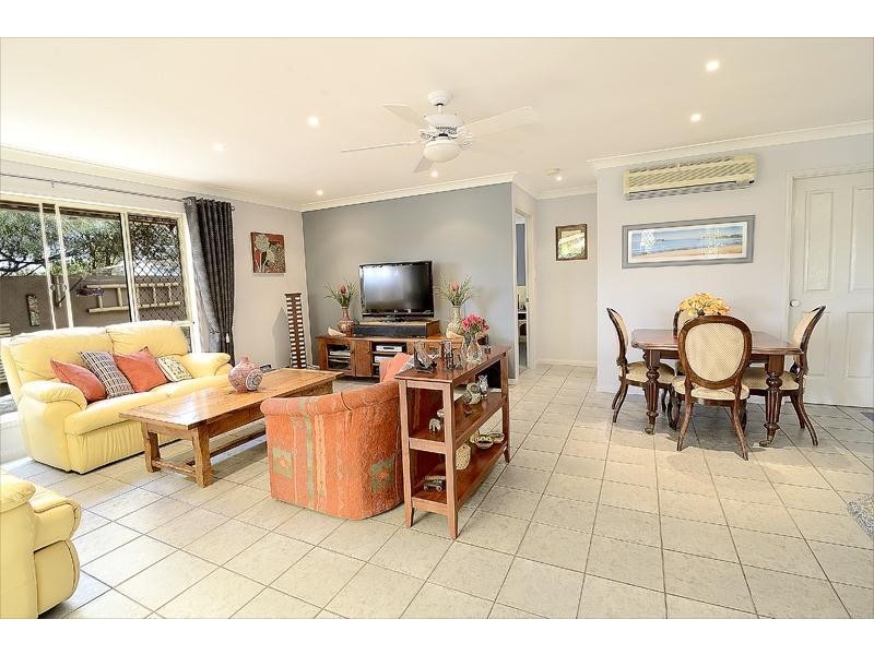 1/2 Cornell Court, Varsity Lakes QLD 4227