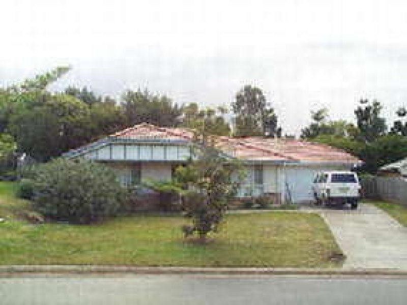 8 Queen Charlotte Court, Mudgeeraba QLD 4213