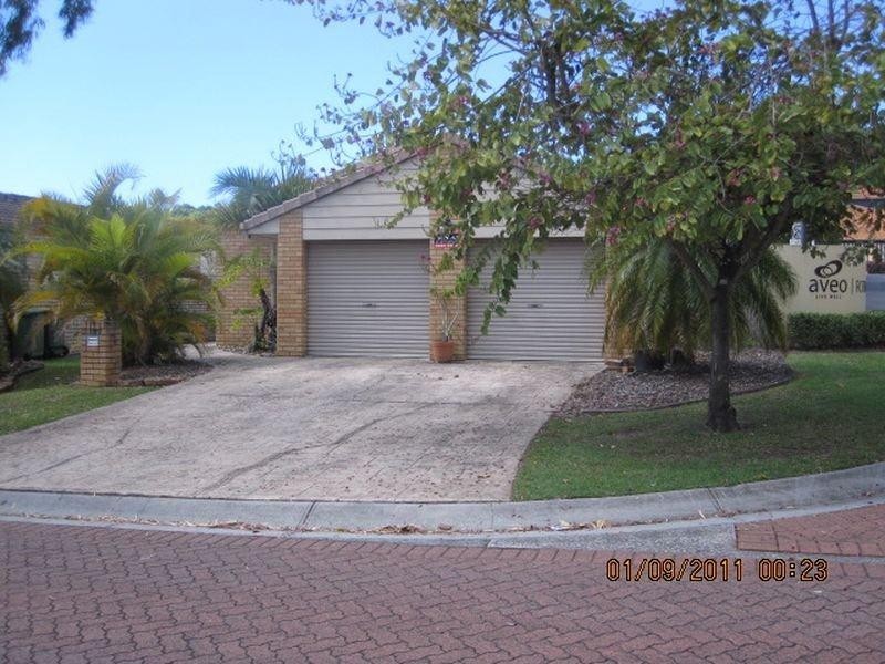 35 Glenside Drive, Robina QLD 4226