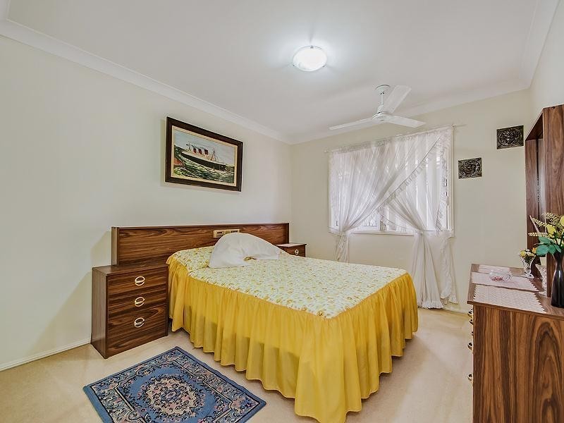 2/27 Mountain Ash Circuit, Robina QLD 4226