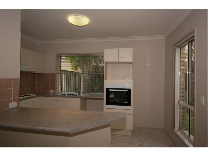 8 Dartmouth Court, Robina QLD 4226