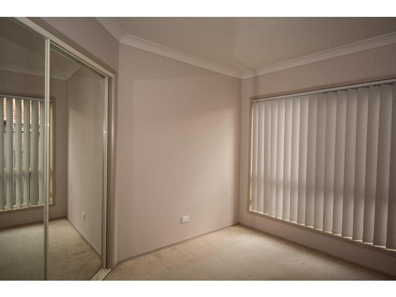 8 Dartmouth Court, Robina QLD 4226