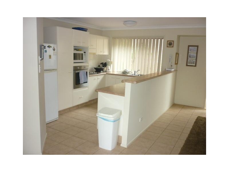 1 Greendale Place, Burleigh Waters QLD 4220