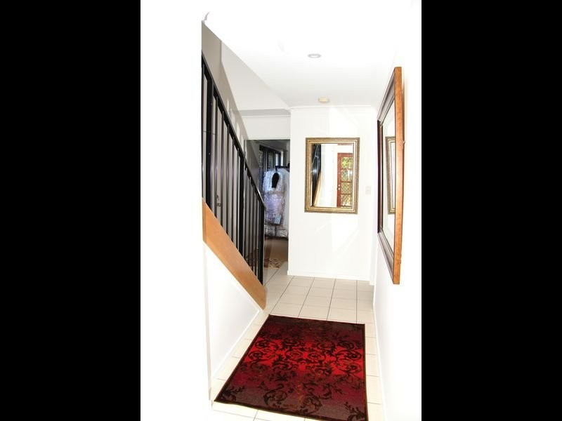 4/1 Bergamo Drive, Varsity Lakes QLD 4227