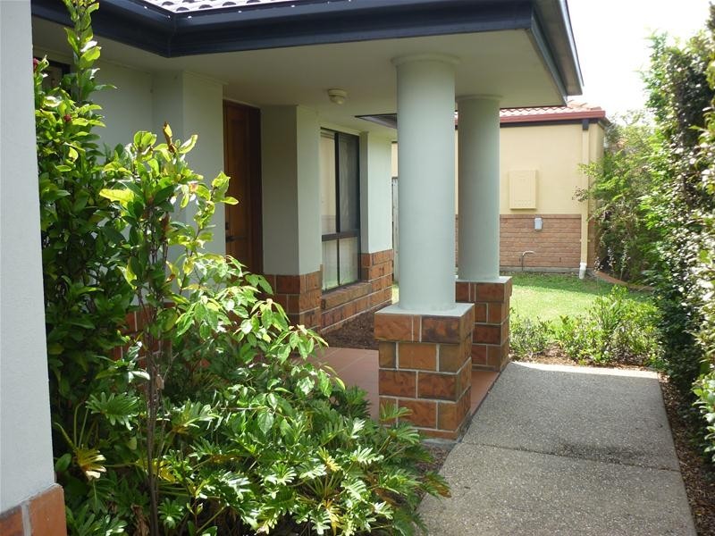 6 Konda Way, Robina QLD 4226