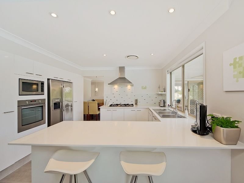 17 Hindmarsh Court, Robina QLD 4226