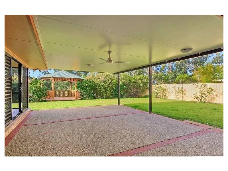 33 Straite Drive, Robina QLD 4226