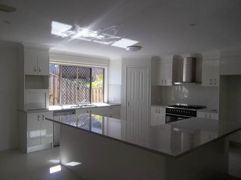 23 Angelia Lane, Merrimac QLD 4226