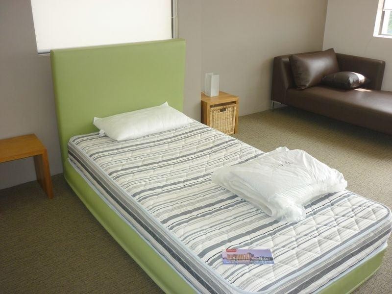 701/25 Lake Orr Drive, Robina QLD 4226