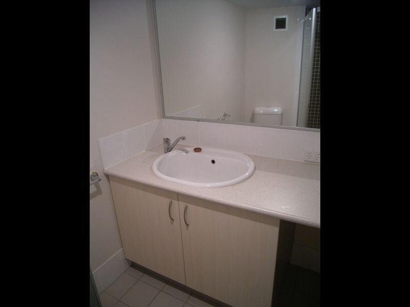 701/25 Lake Orr Drive, Robina QLD 4226