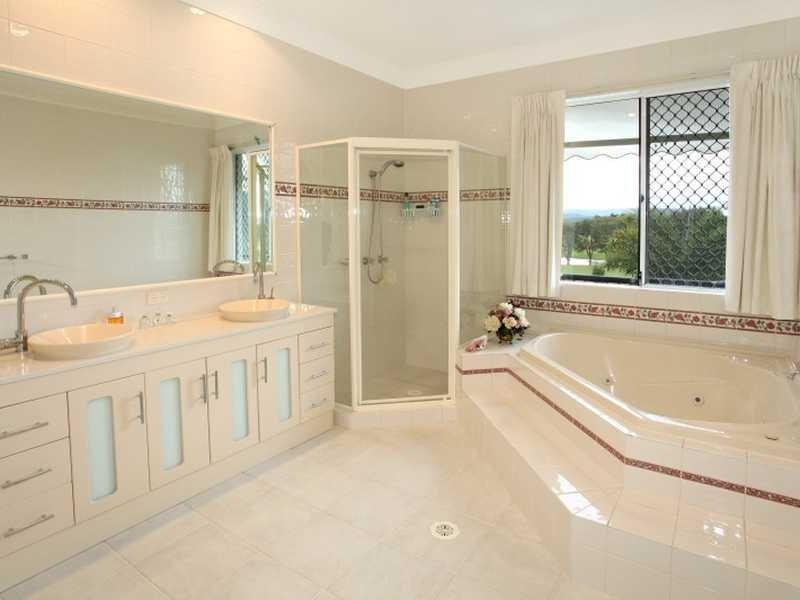 50 Concord Circuit, Robina QLD 4226