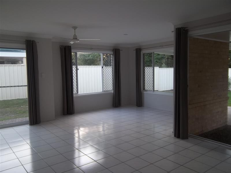 2 Glenhaven Court, Merrimac QLD 4226