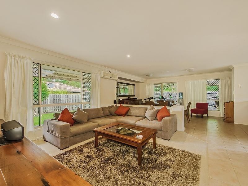 49 Ellis Drive, Mudgeeraba QLD 4213