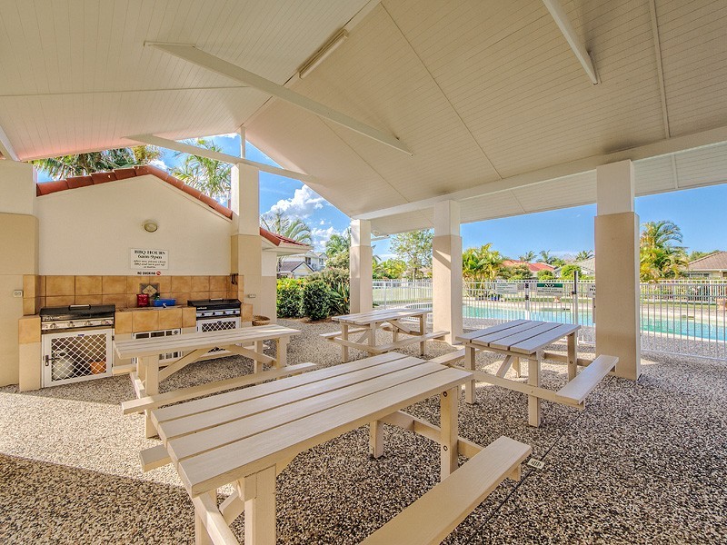 8/45 Swanton Drive, Mudgeeraba QLD 4213