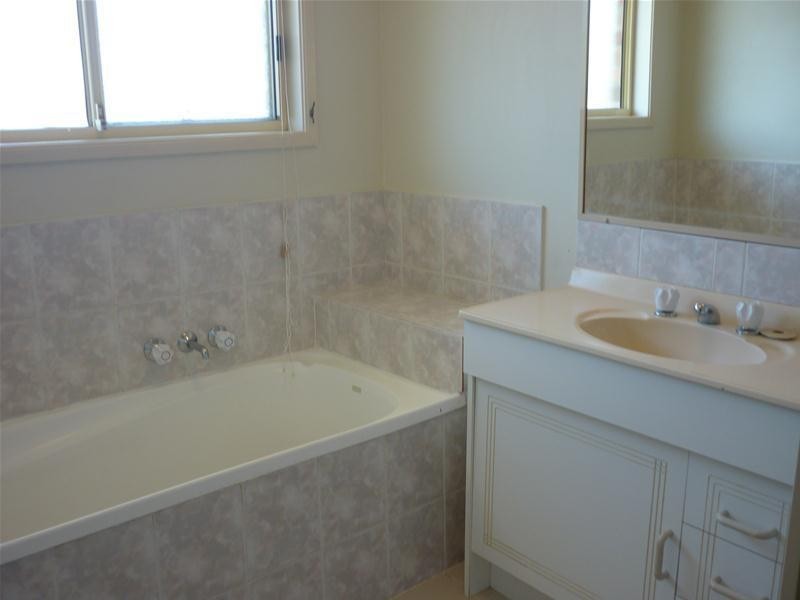 2 Crelga Court, Merrimac QLD 4226