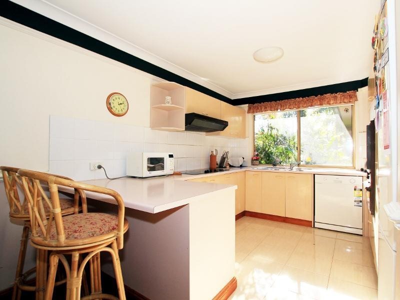 2/44 Cheltenham Drive, Robina QLD 4226