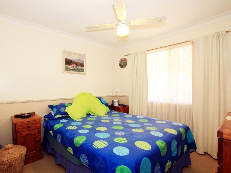 2/44 Cheltenham Drive, Robina QLD 4226