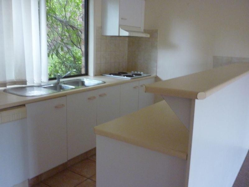 10/8 Sherwood Close, Mudgeeraba QLD 4213