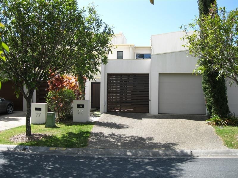 75 Riverwalk Avenue, Robina QLD 4226