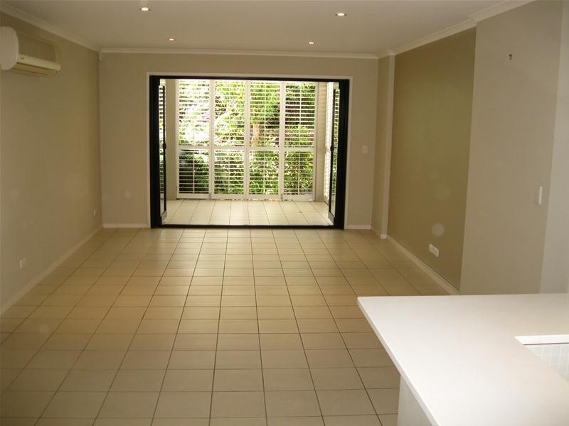 75 Riverwalk Avenue, Robina QLD 4226