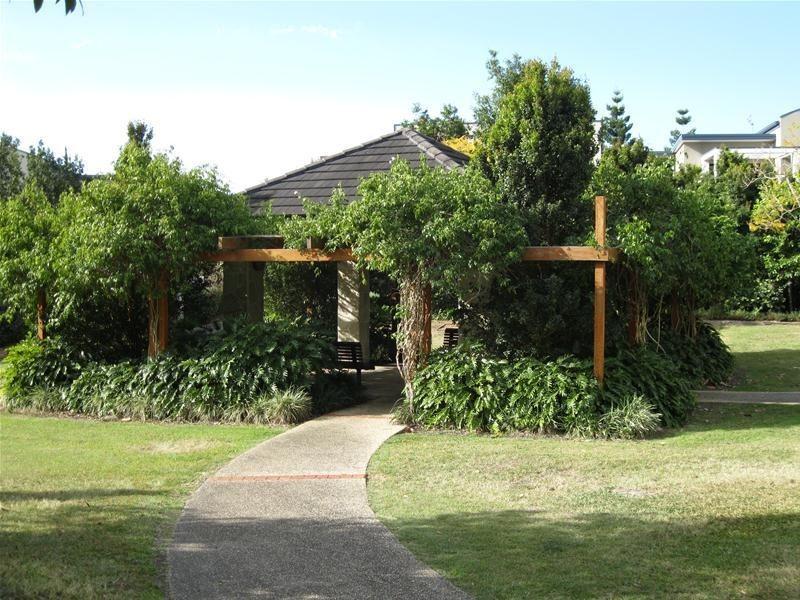 75 Riverwalk Avenue, Robina QLD 4226