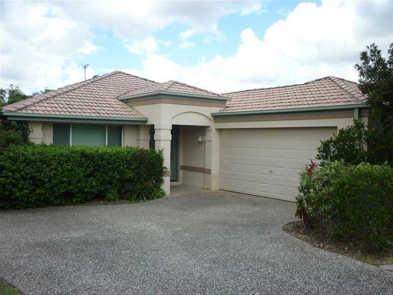 110 Swanton Drive, Mudgeeraba QLD 4213