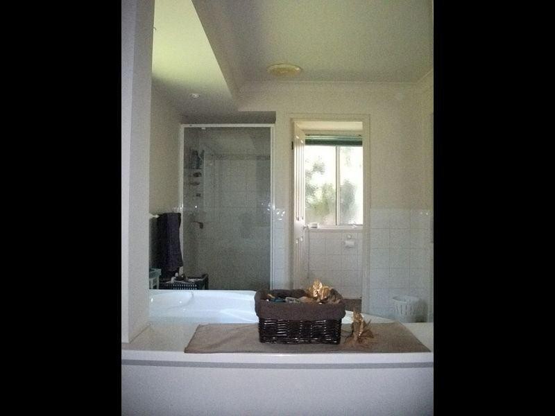 110 Swanton Drive, Mudgeeraba QLD 4213