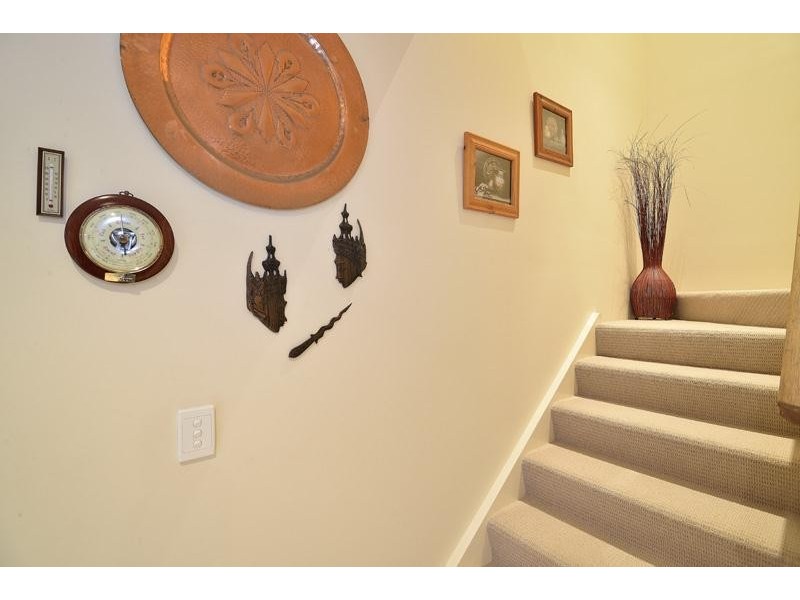 111/136 Palm Meadows Drive, Carrara QLD 4211