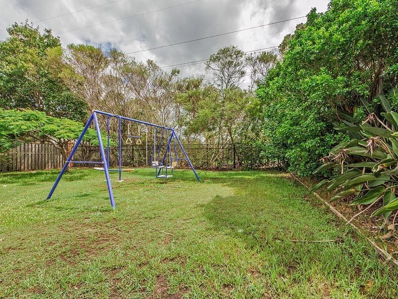 14 Corina Close, Robina QLD 4226