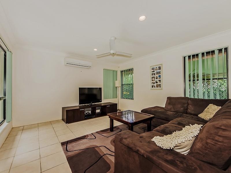 14 Corina Close, Robina QLD 4226