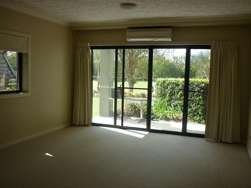 6/501 North Hill Drive, Robina QLD 4226