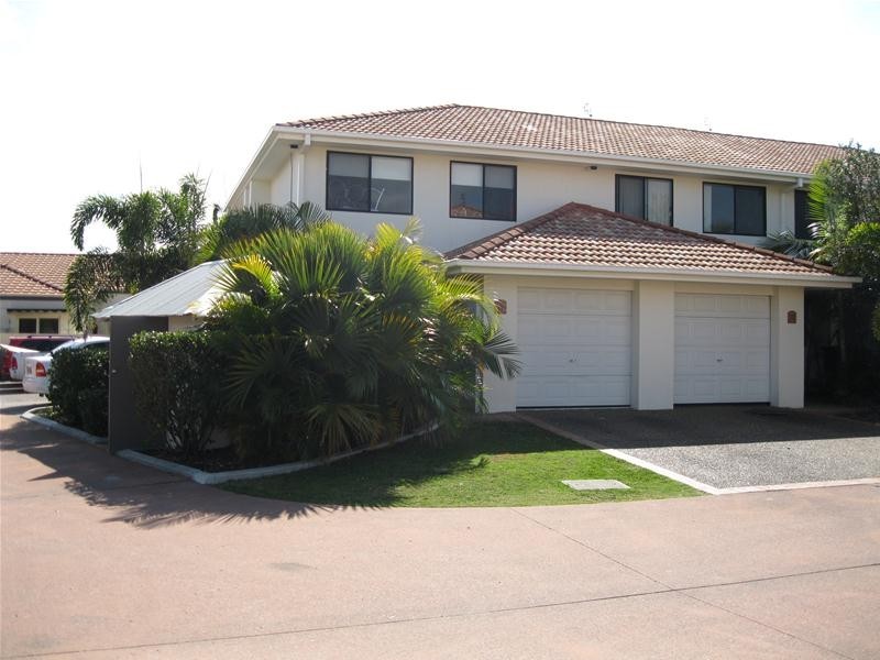 11/323 Christine Avenue, Varsity Lakes QLD 4227