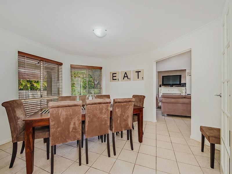 24/178 Palm Meadows Drive, Carrara QLD 4211