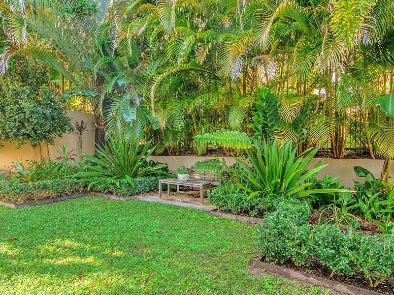 24/178 Palm Meadows Drive, Carrara QLD 4211