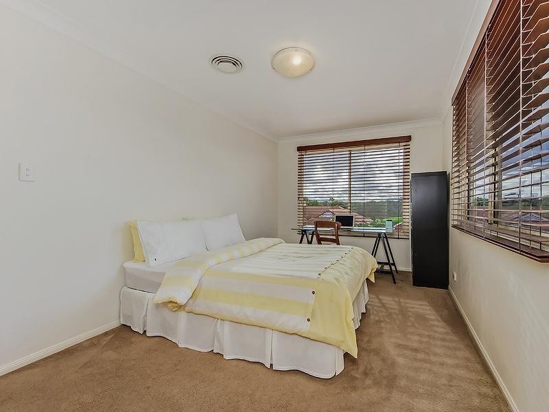 24/178 Palm Meadows Drive, Carrara QLD 4211