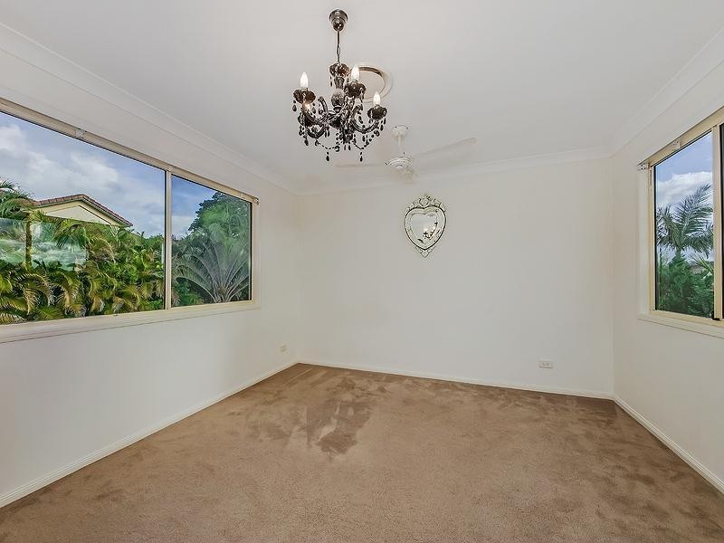 24/178 Palm Meadows Drive, Carrara QLD 4211