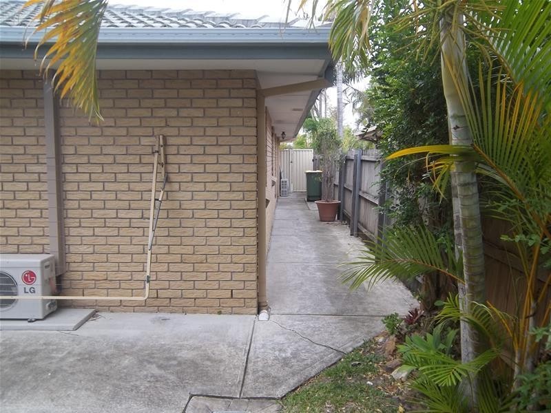 3/4 Yodelay Street, Varsity Lakes QLD 4227