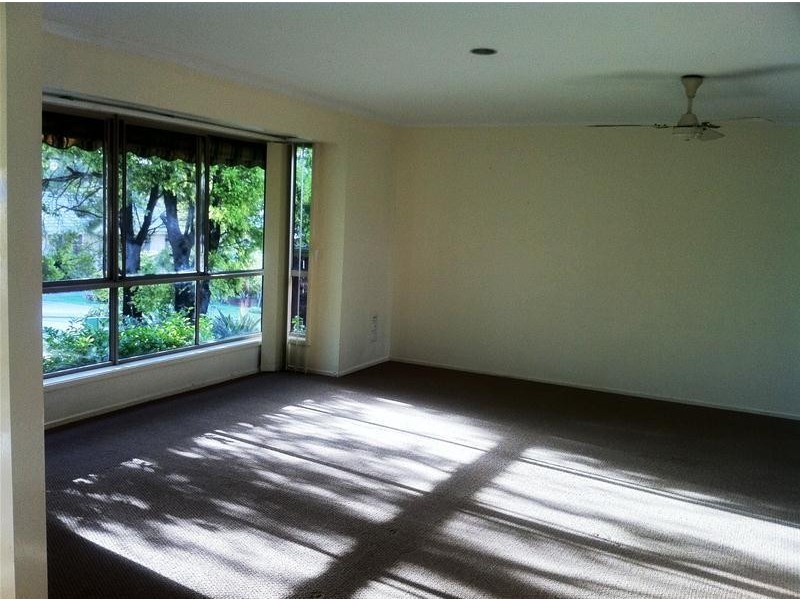 26 Dandenong Terrace, Robina QLD 4226