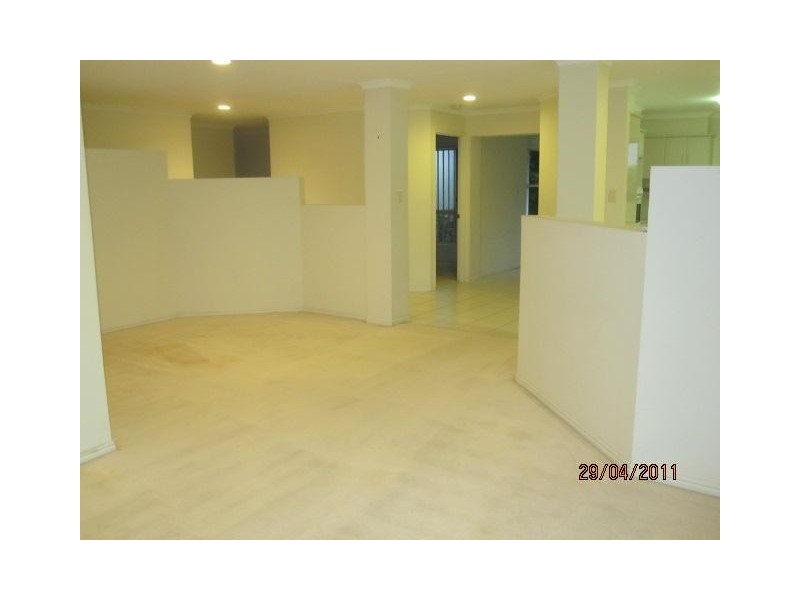 10 Coral Tree Court, Robina QLD 4226