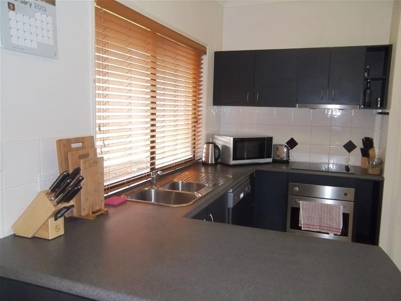 47 Palma Crescent, Varsity Lakes QLD 4227