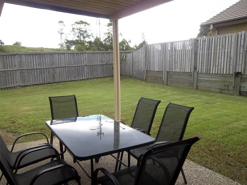 47 Palma Crescent, Varsity Lakes QLD 4227