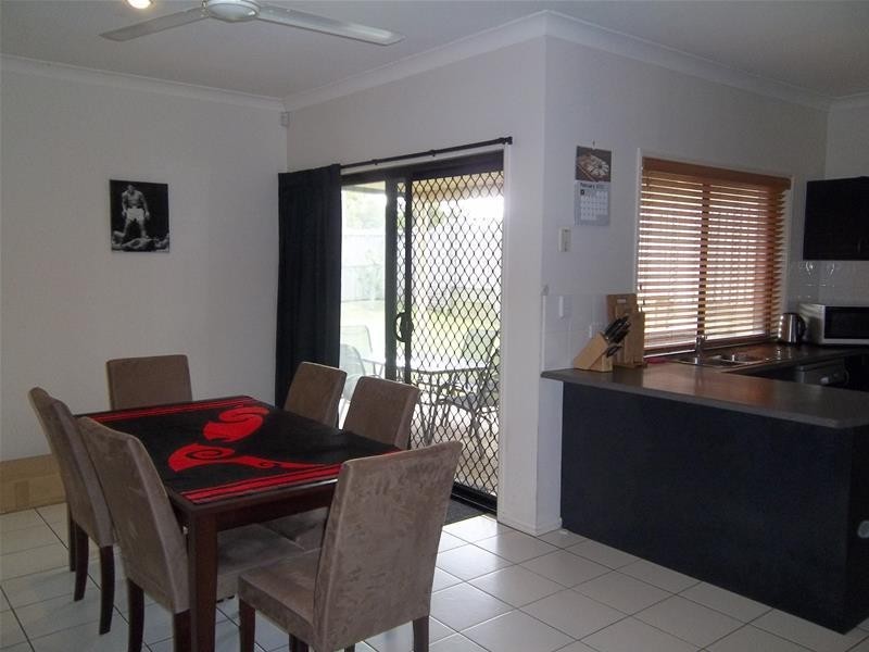 47 Palma Crescent, Varsity Lakes QLD 4227