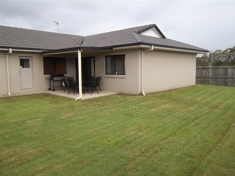 47 Palma Crescent, Varsity Lakes QLD 4227