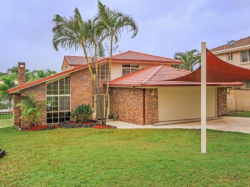 39 Tullamarine Drive, Robina QLD 4226