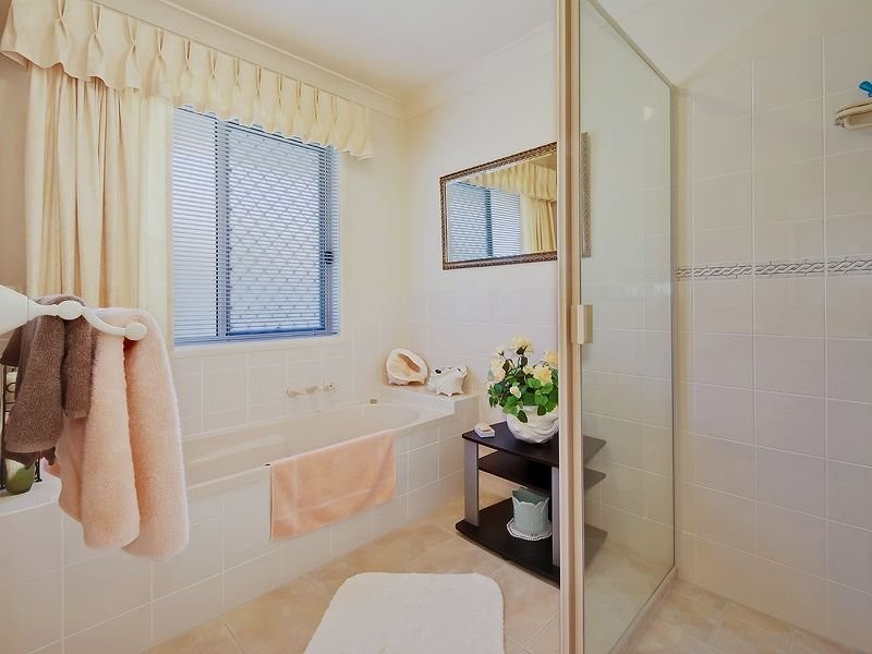 10 Ellis Drive, Mudgeeraba QLD 4213