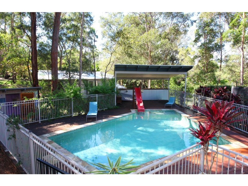 1 Stirling Court, Bonogin QLD 4213