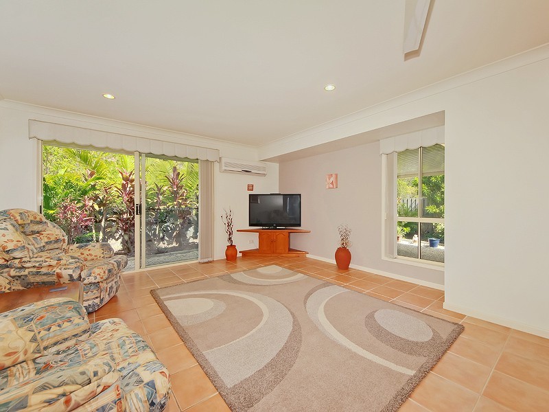 43 Ellis Drive, Mudgeeraba QLD 4213